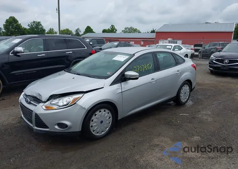 2014 Ford Focus Se from USA, damaged, VIN 1FADP3F29EL453407